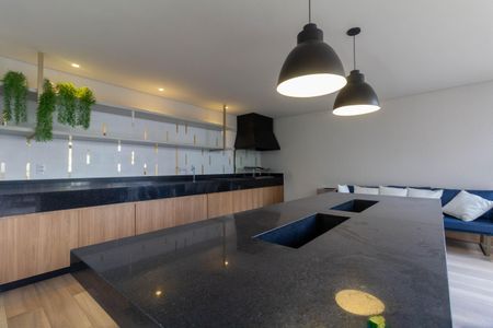 Apartamento à venda com 100m², 2 quartos e 2 vagasÁrea comum - Churrasqueira