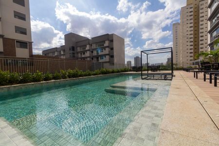 Apartamento à venda com 100m², 2 quartos e 2 vagasÁrea comum - Piscina