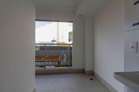 Apartamento à venda com 100m², 2 quartos e 2 vagasÁrea de Serviço