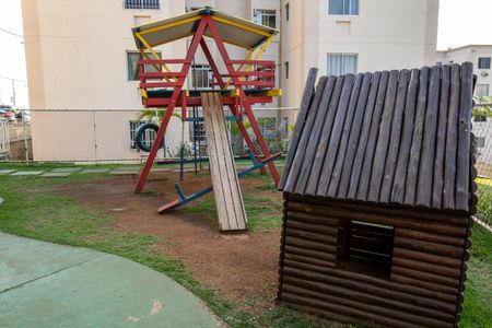 Apartamento para alugar com 60m², 2 quartos e 1 vaga Apartamento para alugar com 60m², 2 quartos e 1 vagaÁrea comum - Playground