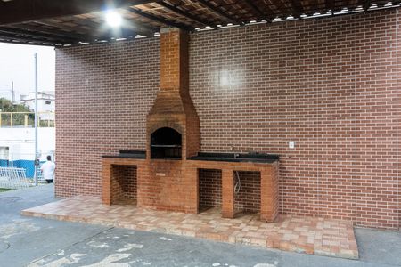 Apartamento para alugar com 60m², 2 quartos e 1 vaga Apartamento para alugar com 60m², 2 quartos e 1 vagaÁrea comum - Churrasqueira