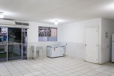 Apartamento para alugar com 60m², 2 quartos e 1 vaga Apartamento para alugar com 60m², 2 quartos e 1 vagaÁrea comum - Salão de Festas