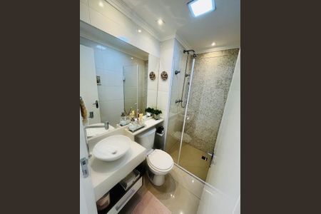 Apartamento à venda com 68m², 3 quartos e 1 vaga Apartamento à venda com 68m², 3 quartos e 1 vagaBanheiro