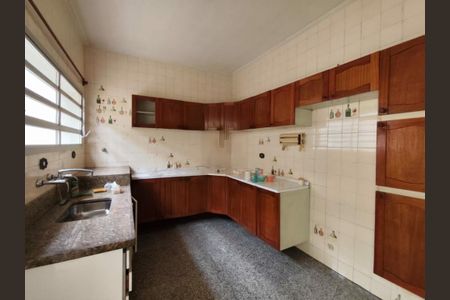 Casa à venda com 140m², 3 quartos e 2 vagas