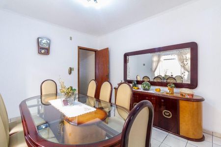 Casa à venda com 150m², 3 quartos e 2 vagas