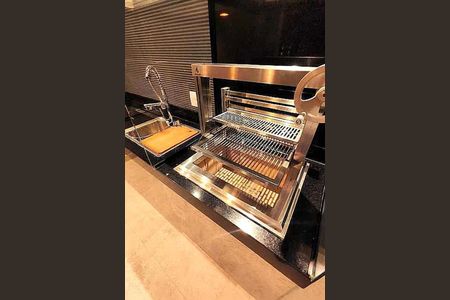 Casa de condomínio à venda com 300m², 4 quartos e 2 vagas