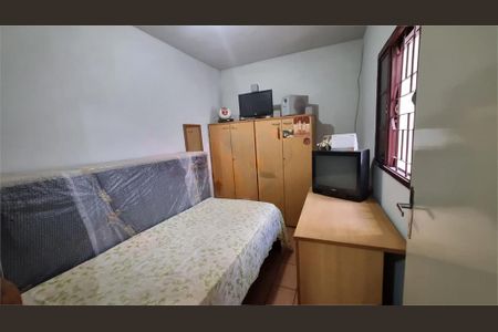 Casa à venda com 3 quartos, 67m² em Vila Mangalot, São Paulo