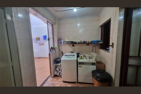 Casa à venda com 67m², 3 quartos e 2 vagas