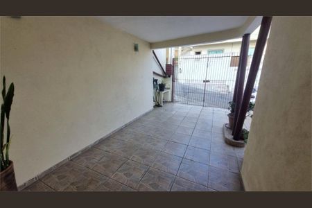 Casa à venda com 67m², 3 quartos e 2 vagas