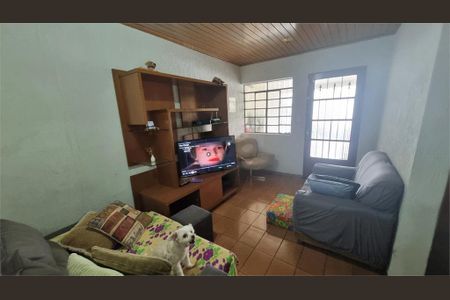Casa à venda com 3 quartos, 67m² em Vila Mangalot, São Paulo