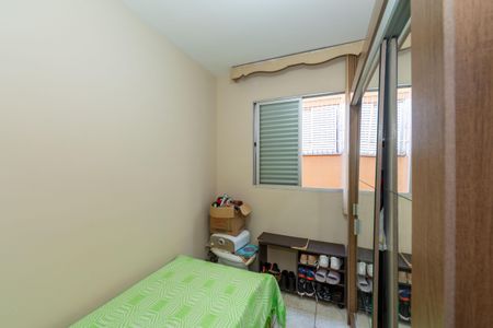 Quarto 2 de apartamento à venda com 2 quartos, 45m² em João Pinheiro, Belo Horizonte