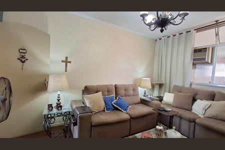 Apartamento à venda com 170m², 4 quartos e 1 vaga Apartamento à venda com 170m², 4 quartos e 1 vagaSala de TV