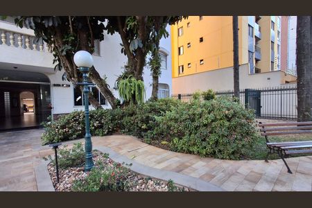 Apartamento à venda com 170m², 4 quartos e 1 vaga Apartamento à venda com 170m², 4 quartos e 1 vagaEntrada