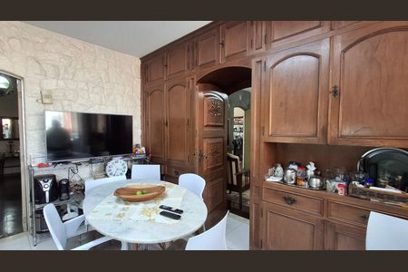 Apartamento à venda com 170m², 4 quartos e 1 vaga Apartamento à venda com 170m², 4 quartos e 1 vagaCozinha