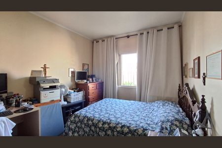 Apartamento à venda com 170m², 4 quartos e 1 vaga Apartamento à venda com 170m², 4 quartos e 1 vagaQuarto 2