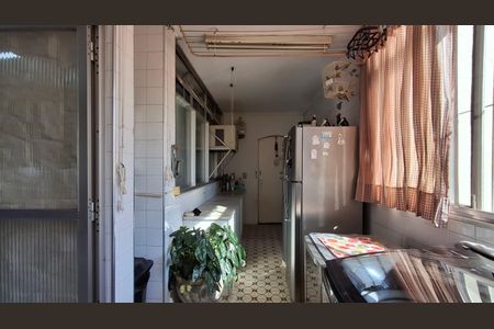 Apartamento à venda com 170m², 4 quartos e 1 vaga Apartamento à venda com 170m², 4 quartos e 1 vagaÁrea de Serviço