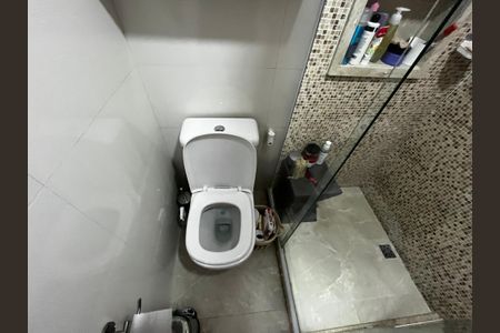 Apartamento à venda com 72m², 3 quartos e 1 vagaBanheiro da Suíte