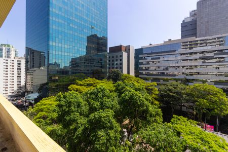 Vista de apartamento à venda com 3 quartos, 148m² em Cerqueira César, São Paulo
