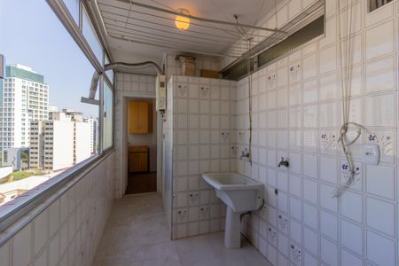 Apartamento à venda com 148m², 3 quartos e 1 vagaÁrea de Serviço