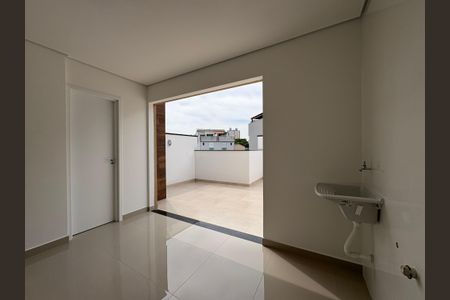 Apartamento para alugar com 98m², 2 quartos e 1 vaga Apartamento para alugar com 98m², 2 quartos e 1 vagaÁrea de Serviço