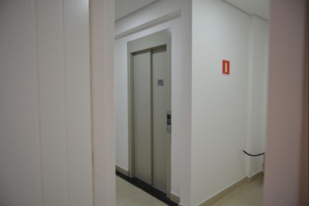 Apartamento para alugar com 45m², 2 quartos e sem vagaElevador