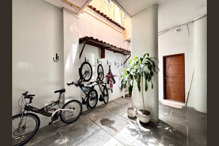 Apartamento à venda com 48m², 2 quartos e sem vaga Apartamento à venda com 48m², 2 quartos e sem vagaÁrea comum