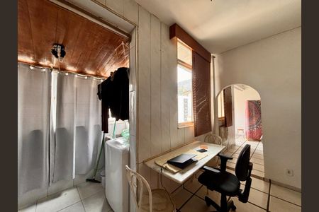 Apartamento à venda com 48m², 2 quartos e sem vaga Apartamento à venda com 48m², 2 quartos e sem vagaÁrea de Serviço