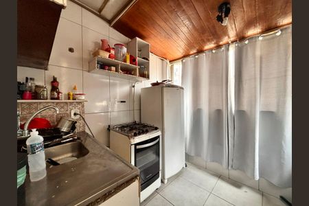 Apartamento à venda com 48m², 2 quartos e sem vaga Apartamento à venda com 48m², 2 quartos e sem vagaCozinha