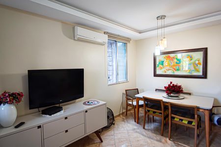 Sala de casa para alugar com 2 quartos, 90m² em Jacarepaguá, Rio de Janeiro