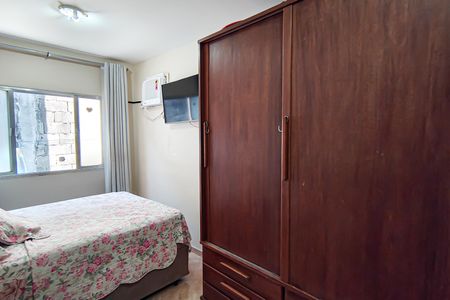 Quarto 2 de casa para alugar com 2 quartos, 90m² em Jacarepaguá, Rio de Janeiro