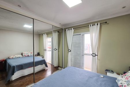 Apartamento à venda com 162m², 3 quartos e 2 vagas Apartamento à venda com 162m², 3 quartos e 2 vagasSuíte
