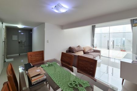 Apartamento à venda com 162m², 3 quartos e 2 vagas Apartamento à venda com 162m², 3 quartos e 2 vagasSala 2