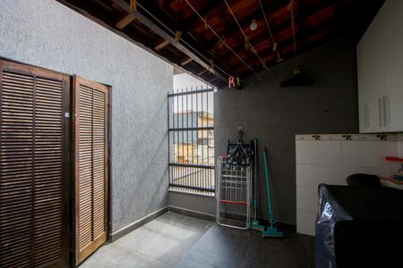Casa à venda com 258m², 3 quartos e 2 vagas Casa à venda com 258m², 3 quartos e 2 vagasÁrea de serviço