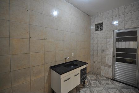 Casa à venda com 75m², 5 quartos e 1 vagaCozinha