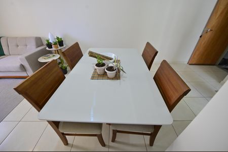 Sala de Jantar de apartamento para alugar com 2 quartos, 59m² em Setor Negrão de Lima, Goiânia