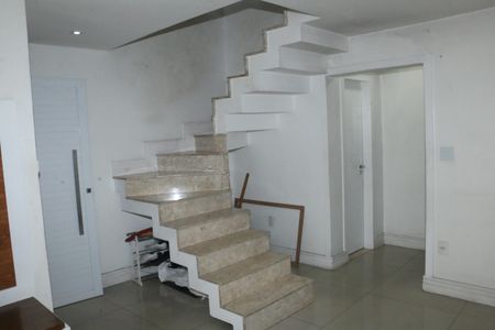 Sala de apartamento para alugar com 2 quartos, 208m² em Califórnia, Nova Iguaçu