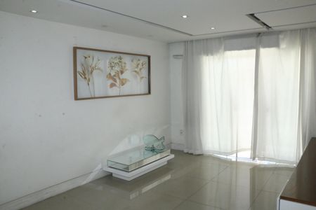 Sala de apartamento para alugar com 2 quartos, 208m² em Califórnia, Nova Iguaçu