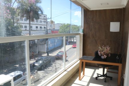 Sacada de apartamento para alugar com 2 quartos, 208m² em Califórnia, Nova Iguaçu