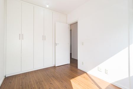 Apartamento à venda com 94m², 3 quartos e 1 vaga Apartamento à venda com 94m², 3 quartos e 1 vagaSuíte