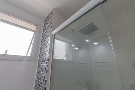 Apartamento à venda com 66m², 2 quartos e 1 vaga Apartamento à venda com 66m², 2 quartos e 1 vagaBanheiro da Suíte