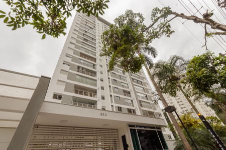 Apartamento à venda com 66m², 2 quartos e 1 vaga Apartamento à venda com 66m², 2 quartos e 1 vagaFachada