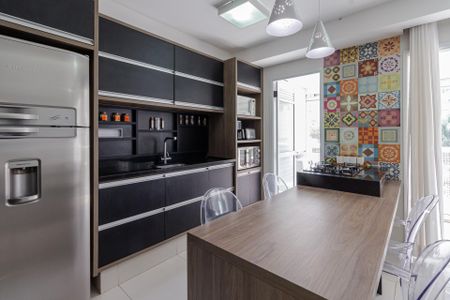 Apartamento à venda com 66m², 2 quartos e 1 vaga Apartamento à venda com 66m², 2 quartos e 1 vagaCozinha