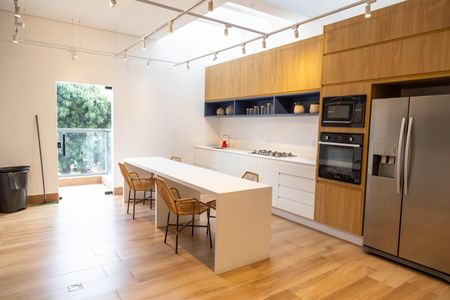 Apartamento à venda com 150m², 3 quartos e 3 vagas Apartamento à venda com 150m², 3 quartos e 3 vagasÁrea comum