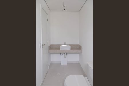 Apartamento à venda com 150m², 3 quartos e 3 vagas Apartamento à venda com 150m², 3 quartos e 3 vagasBanheiro da Suíte 2