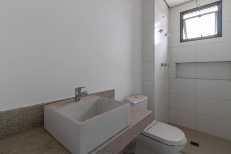 Apartamento à venda com 150m², 4 quartos e 3 vagasBanheiro da Suíte 3