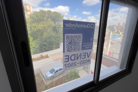 Apartamento à venda com 150m², 3 quartos e 3 vagas Apartamento à venda com 150m², 3 quartos e 3 vagasPlaca