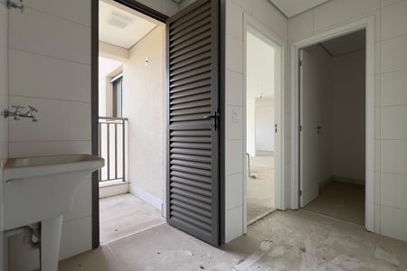 Apartamento à venda com 150m², 3 quartos e 3 vagas Apartamento à venda com 150m², 3 quartos e 3 vagasÁrea de Serviço