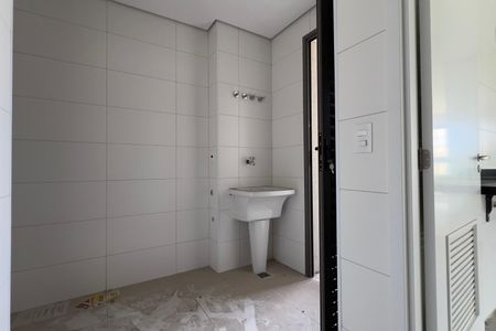 Apartamento à venda com 150m², 3 quartos e 3 vagas Apartamento à venda com 150m², 3 quartos e 3 vagasÁrea de Serviço