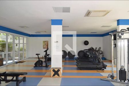 Apartamento à venda com 110m², 2 quartos e 2 vagas Apartamento à venda com 110m², 2 quartos e 2 vagasÁrea comum - Academia