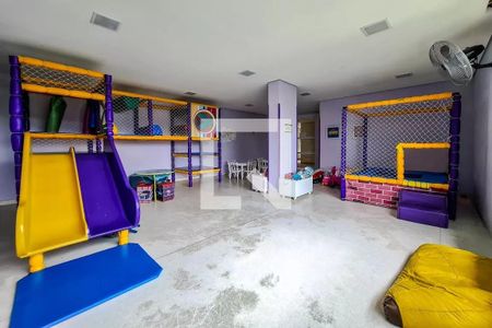 Apartamento à venda com 110m², 2 quartos e 2 vagas Apartamento à venda com 110m², 2 quartos e 2 vagasÁrea comum - Brinquedoteca